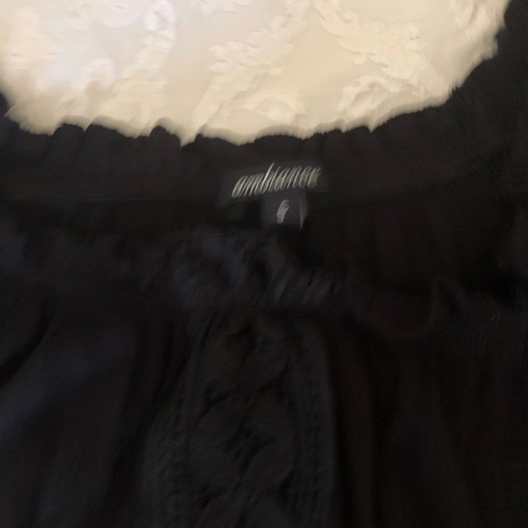 Black off the Shoulder Peasant Crop top NWOT - Renaissance / Western Style - Picture 8 of 12